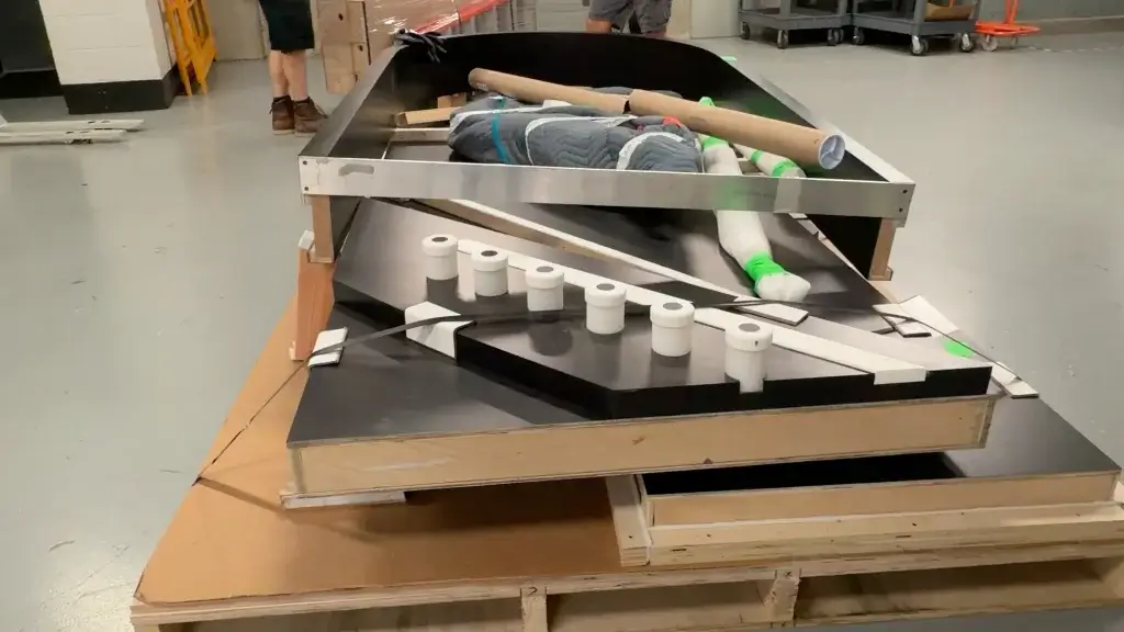 exhibit piece sitting on a pallet